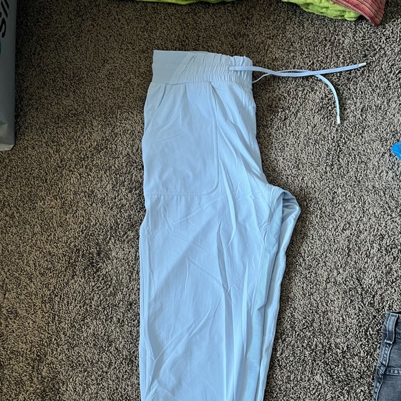 Beyond the Studio Crop - Picture 5 of 5